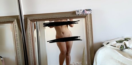 Naken läckt OnlyFans-bild av Maryamk10115