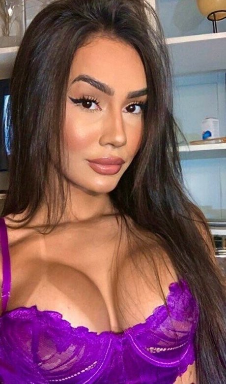 Nagie wyciekłe zdjęcie OnlyFans od Amanda Pavanelli