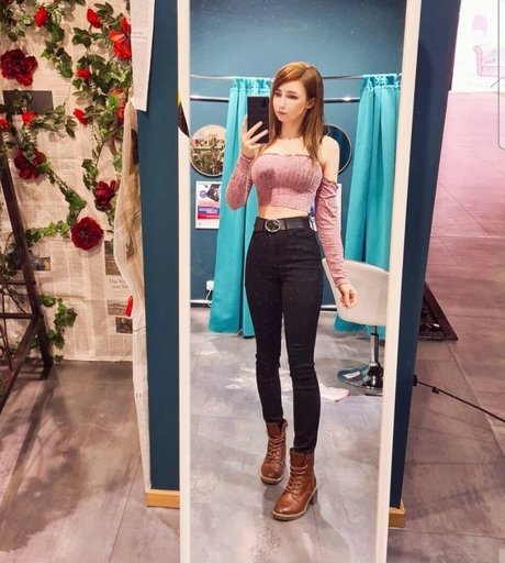 Nahá fotka uniklých OnlyFans od Bibichan