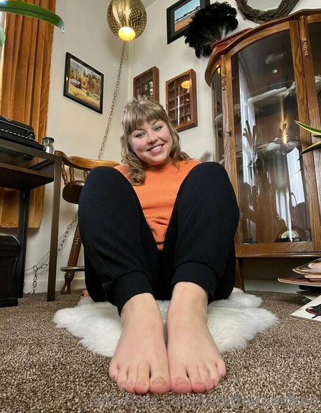 Alaston vuotanut OnlyFans-kuva Tabithatoesfree