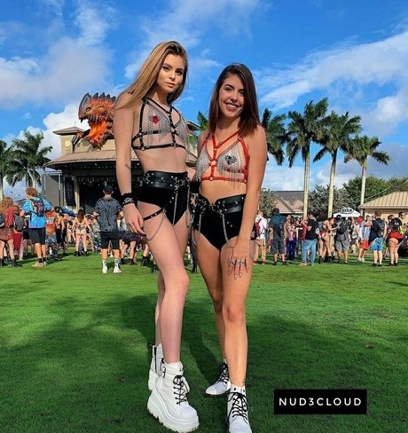 Photo nue de fuite OnlyFans de Chloe Mettenbrink