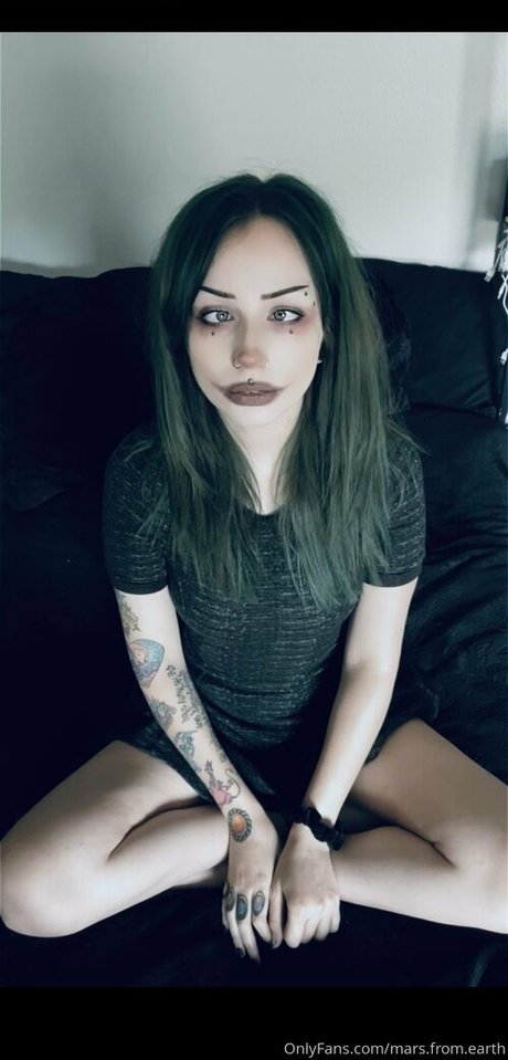 Alasti lekkinud OnlyFans-i pilt Marsfromearth