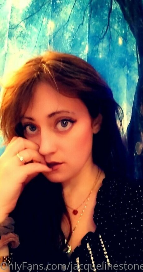 Naakte gelekte OnlyFans-foto van Jacquelinestone56