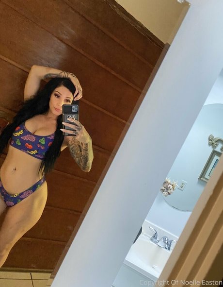 Foto desnuda filtrada de OnlyFans de Thenoelleeaston
