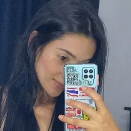 Nahá fotka uniklých OnlyFans od Angiiefeet