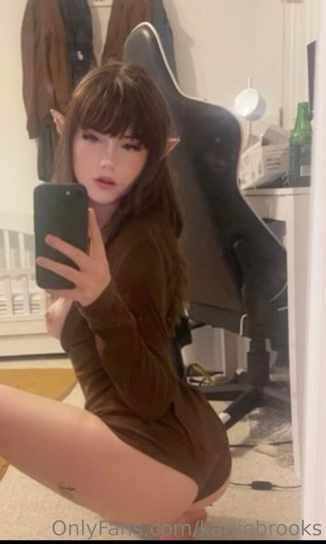 Nahá fotka uniklých OnlyFans od Karliebrooks