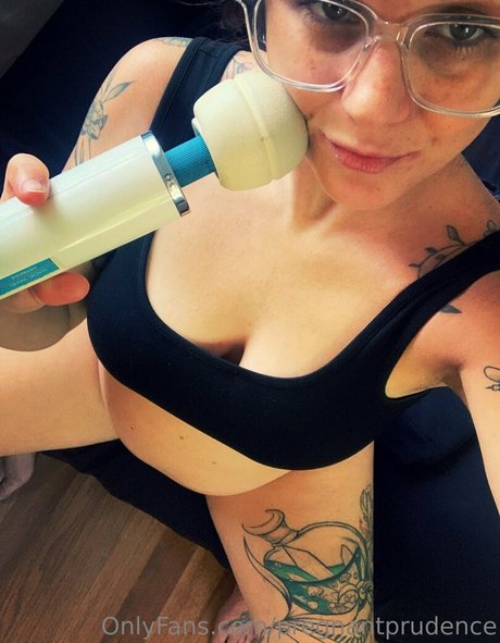 Nahá fotka uniklých OnlyFans od Pregnantprudence