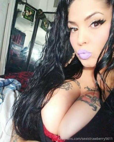 Sexistrawberry5611