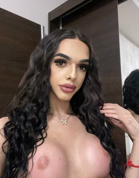 Nahá fotka uniklých OnlyFans od Hamzaalexa