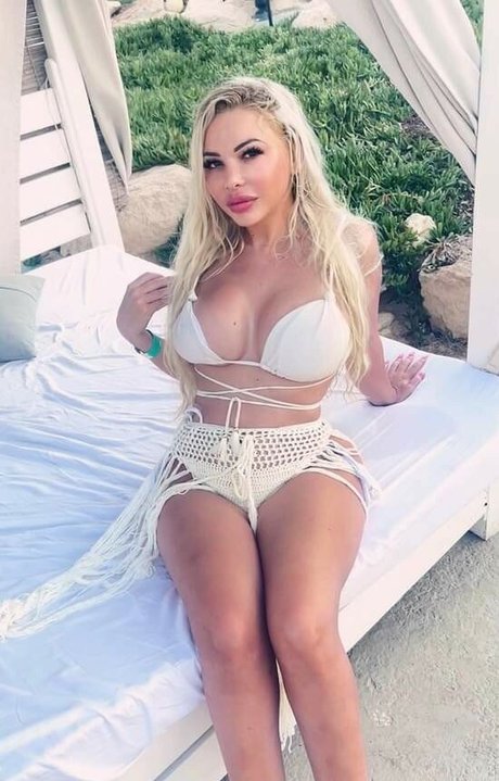 Maltese Girls