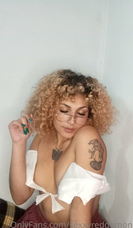 Foto nua vazada do OnlyFans de Sexxyreddemon