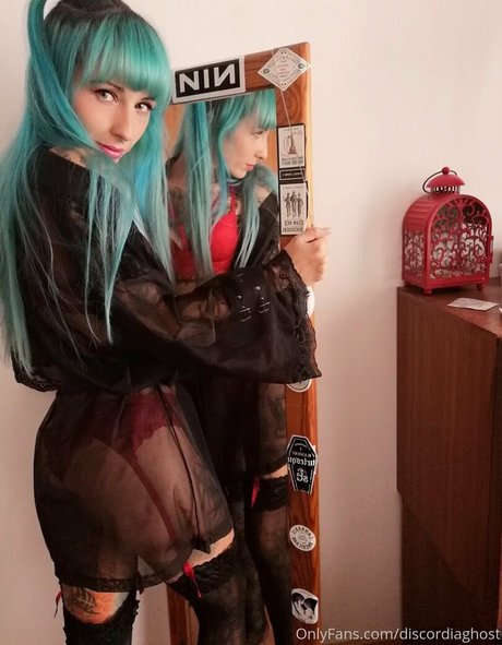 Nahá fotka uniklých OnlyFans od Discordiaghost