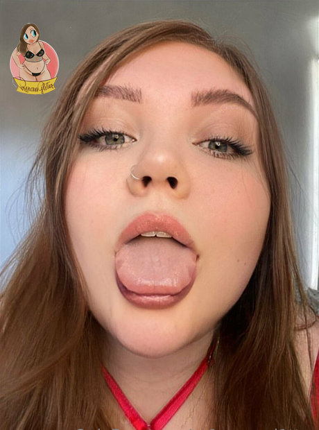 Обнаженная фотография утечки OnlyFans от Pr1ncessgl1tterfree
