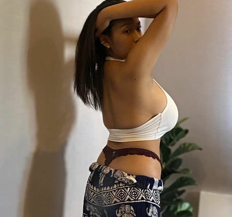 Naken lekkede OnlyFans-bilde av Aoy Chitchanok