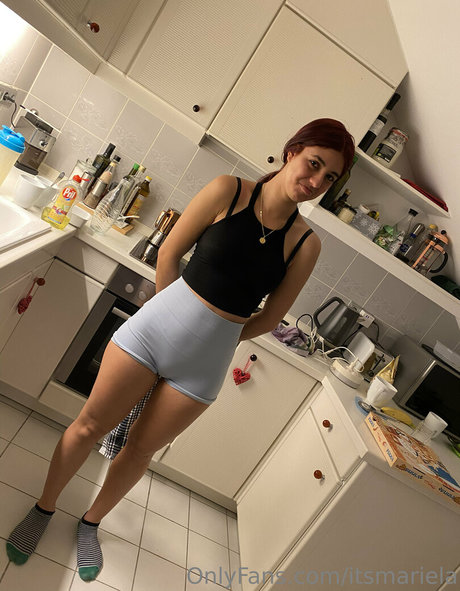 Alaston vuotanut OnlyFans-kuva Itsmariela