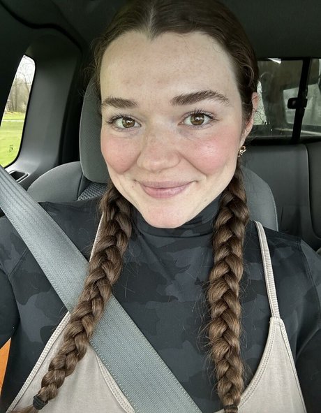 Naken lekkede OnlyFans-bilde av Dddmarie