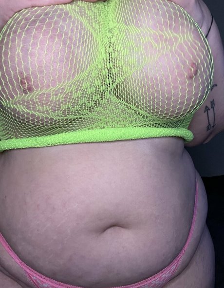 Foto di nudo di fuga di OnlyFans di Peachyinwonderland