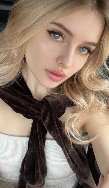 Обнаженная фотография утечки OnlyFans от Maryanamoss