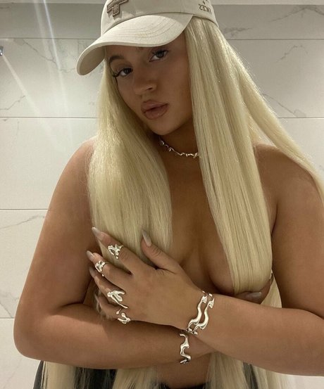 Nahá fotka uniklých OnlyFans od Valeria Vendetta