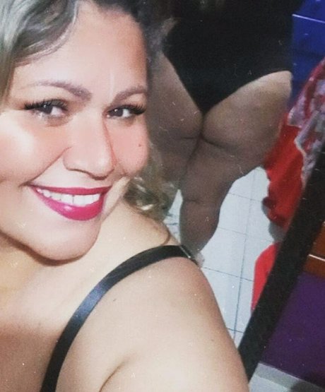 Foto nua vazada do OnlyFans de Elizabeth Delmondes