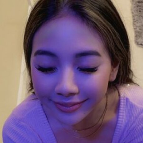Nøgent lækket OnlyFans-billede af Azula