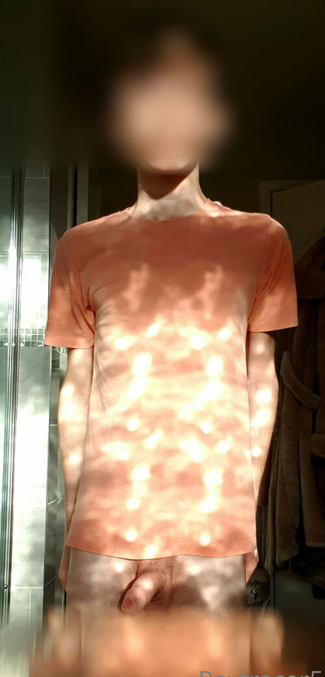 Nahá fotka uniklých OnlyFans od Raytracer5