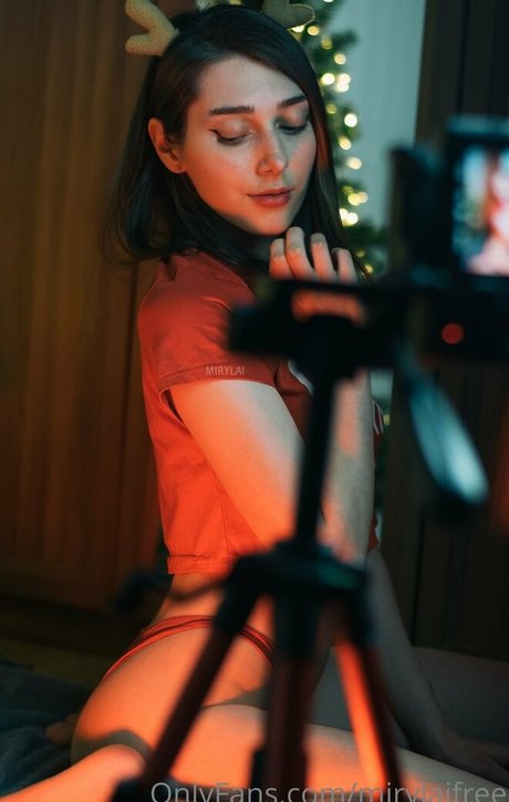 Heyfoxyfree