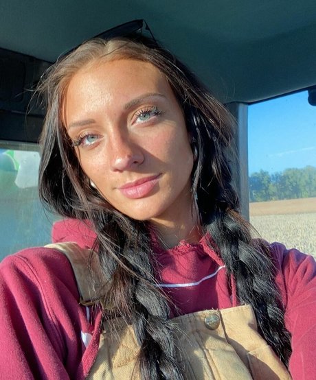 Thefarmergrayce