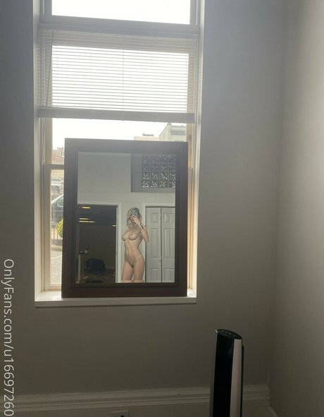 Foto di nudo di fuga di OnlyFans di Amandahoneyxx