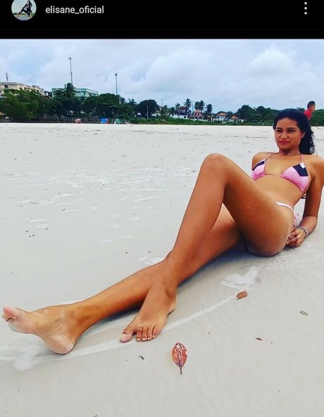 Naken läckt OnlyFans-bild av Elisaneoficial