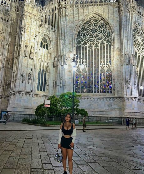 Nahá fotka uniklých OnlyFans od Karina Grinberryall