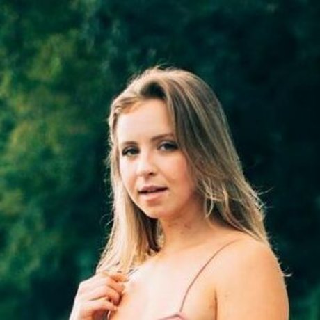 Sarah Senecal