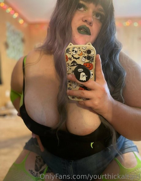 Naken läckt OnlyFans-bild av Eurekalynnxx