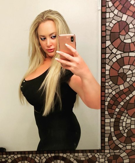 Blondiepomie