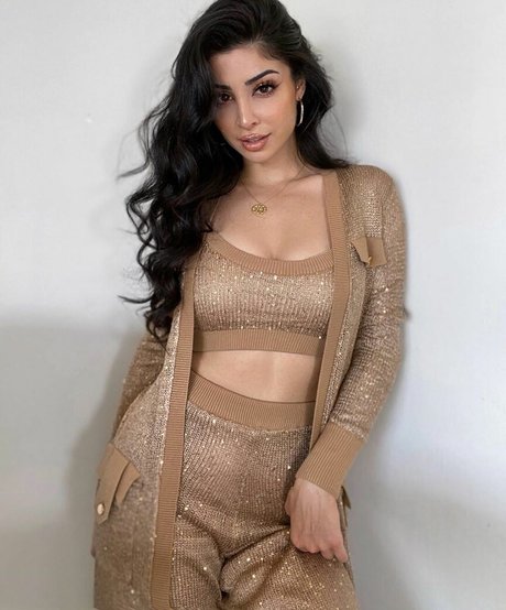 Elwa Saleh  nude leaked OnlyFans photo