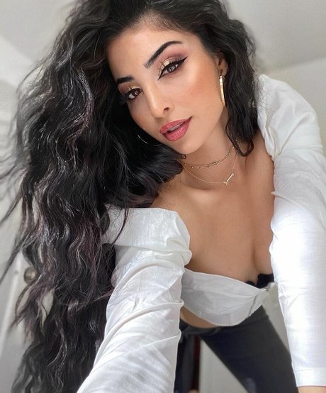 Elwa Saleh