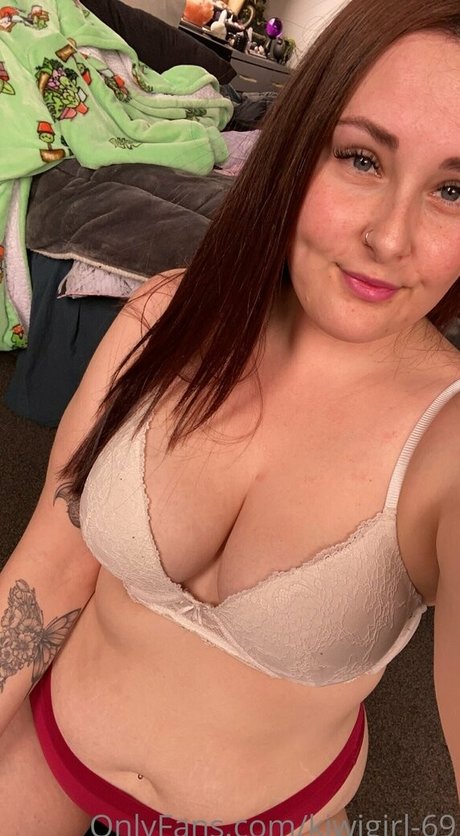 Naken läckt OnlyFans-bild av Kiwigirl69