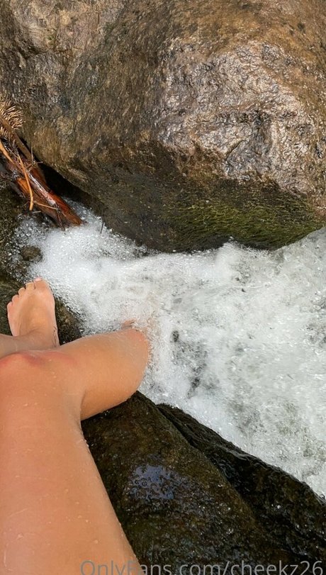 Nahá fotka uniklých OnlyFans od Cheekz26