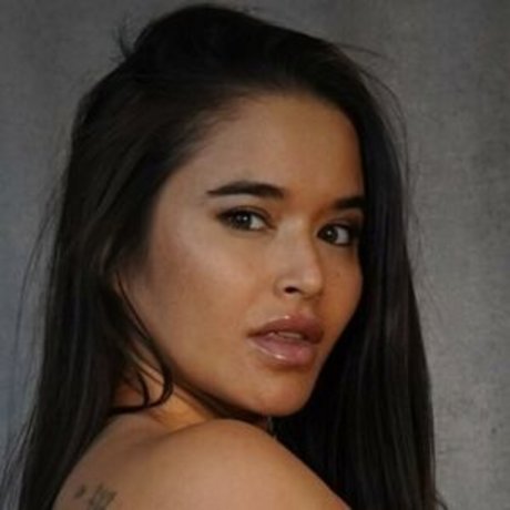 Naken läckt OnlyFans-bild av Rachelle Van K