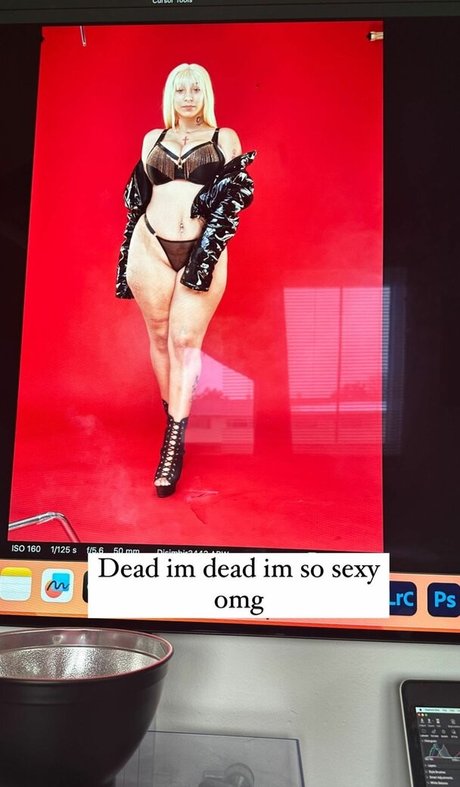 Naakte gelekte OnlyFans-foto van Dasbaddie