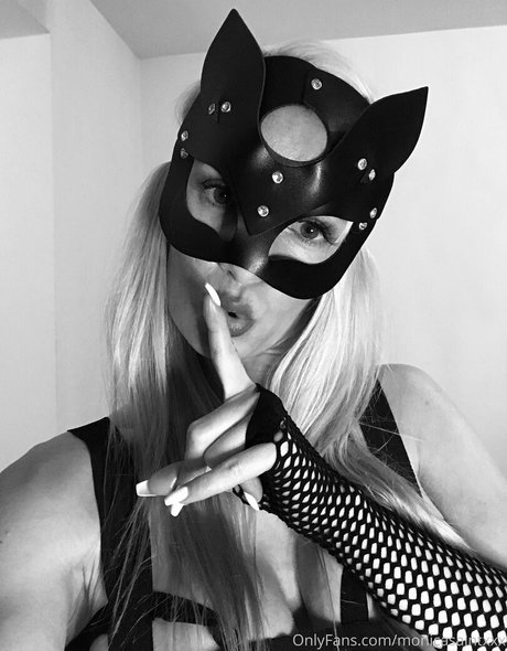 Monicasaintxxx