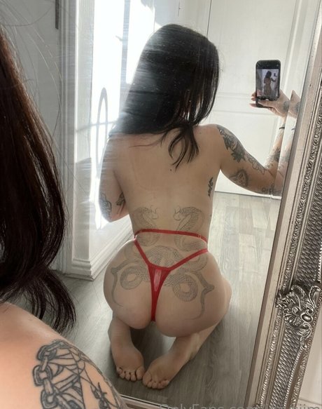 Nahá fotka uniklých OnlyFans od Izzysiim