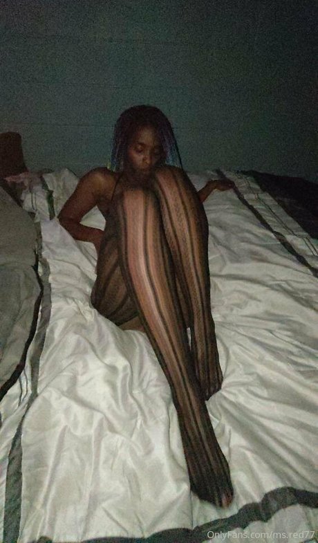 Alasti lekkinud OnlyFans-i pilt Msred77