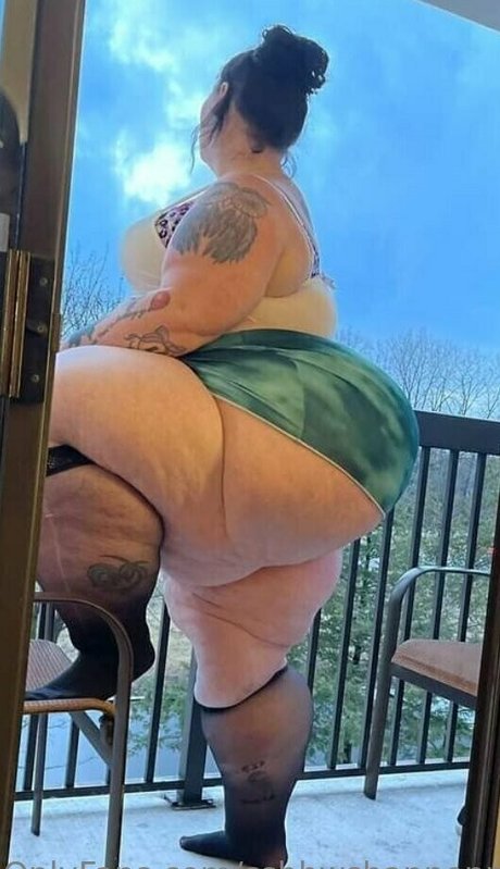 Naakte gelekte OnlyFans-foto van Ssbbwshannonmarie