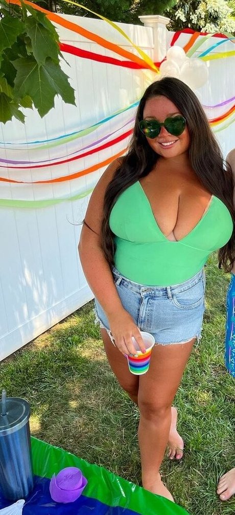 Jenn M