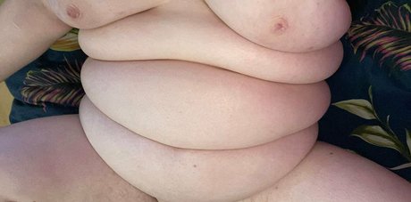 Naakte gelekte OnlyFans-foto van Growingpiggy1305
