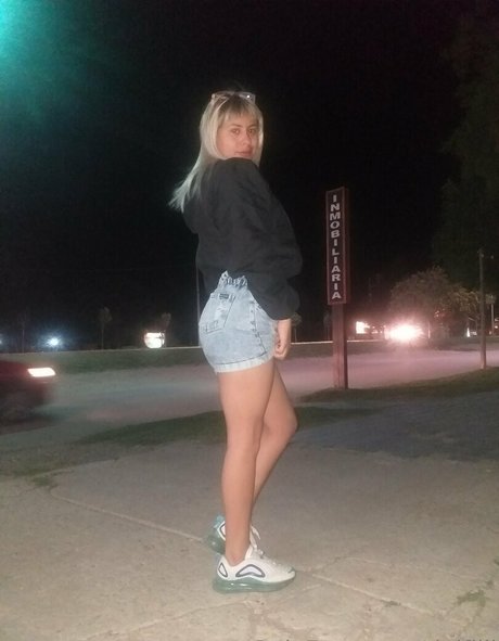 Naken läckt OnlyFans-bild av Delfiiii