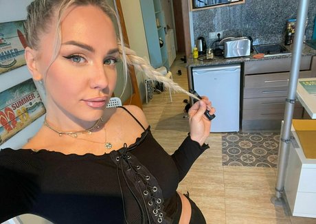 Nahá fotka uniklých OnlyFans od Angielynxfree