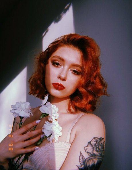 Naken läckt OnlyFans-bild av Roskosh