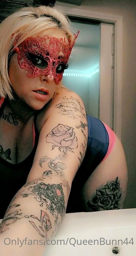 Nacktes geleaktes OnlyFans-Foto von Queenbunni44
